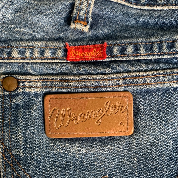 Wrangler / Urban Outfitters Lace Denim Shorts - Picture 4 of 4